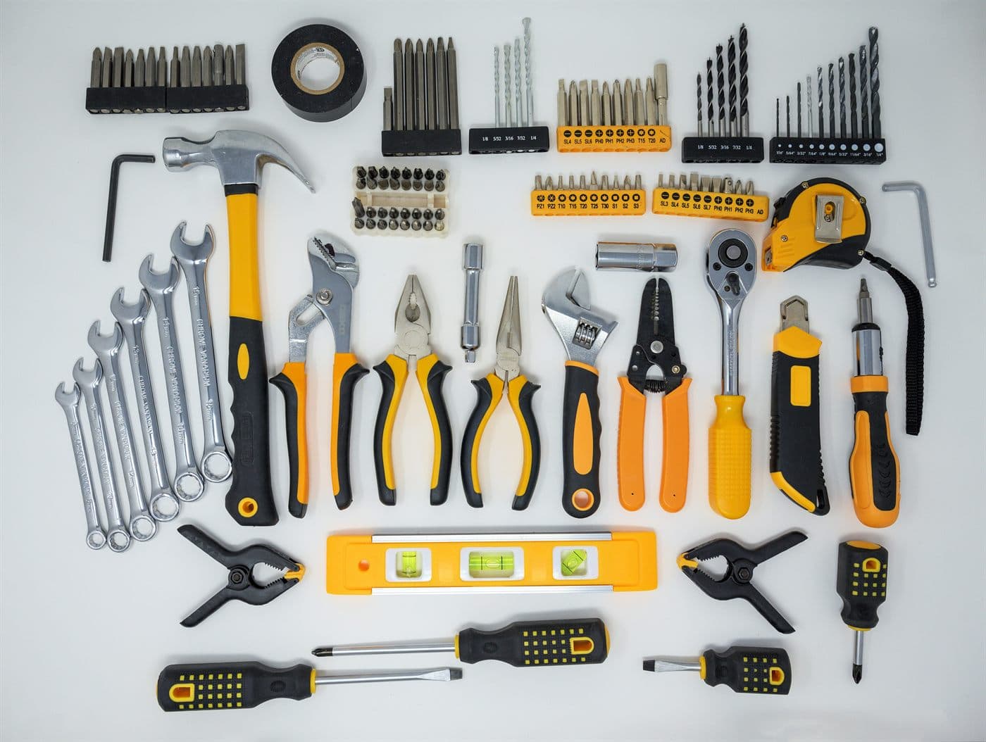 Hand-tool set with bits and accessories